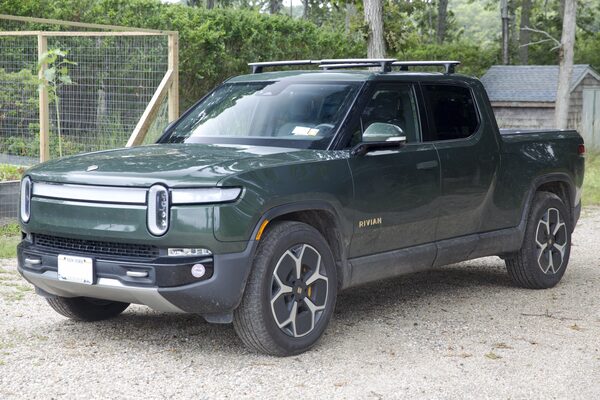 6. 2026 Rivian R1T Dual Max Pack