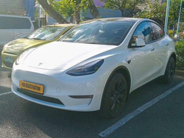 2026 Tesla Model Y (Juniper refresh)